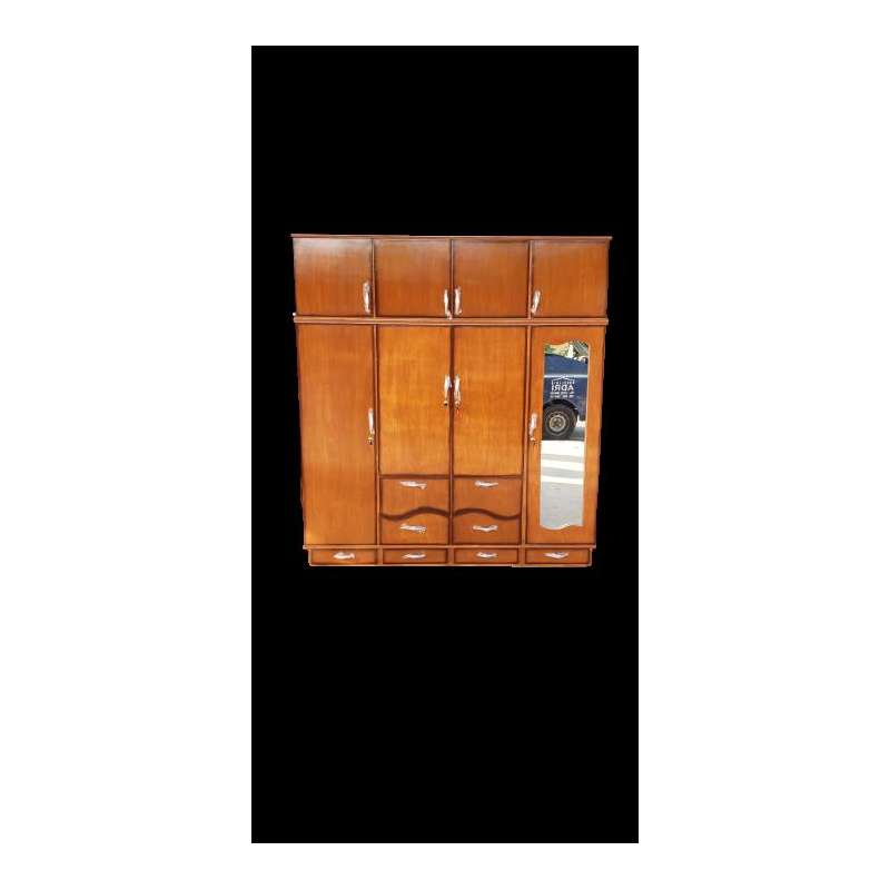 Ropero de 4 puertas