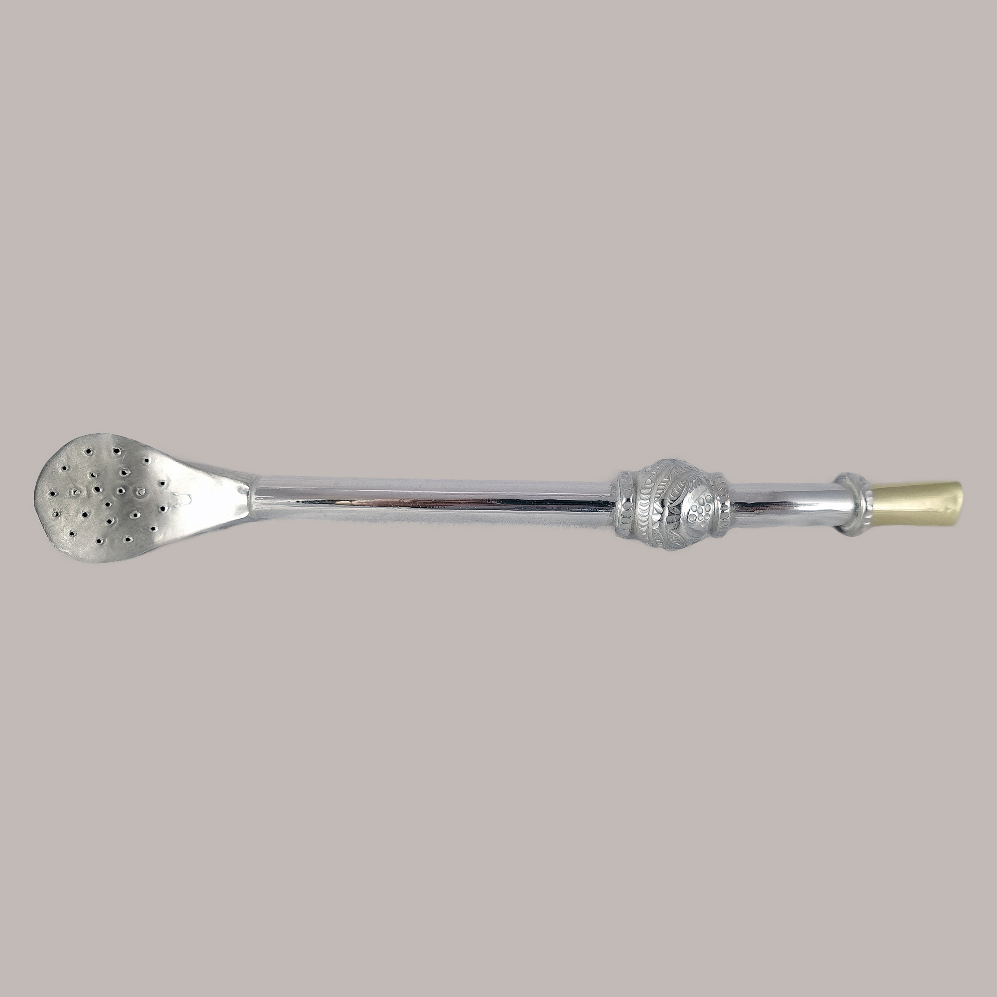 Bombilla De Plata Con Aplique De Oro En La Boquilla Yasui