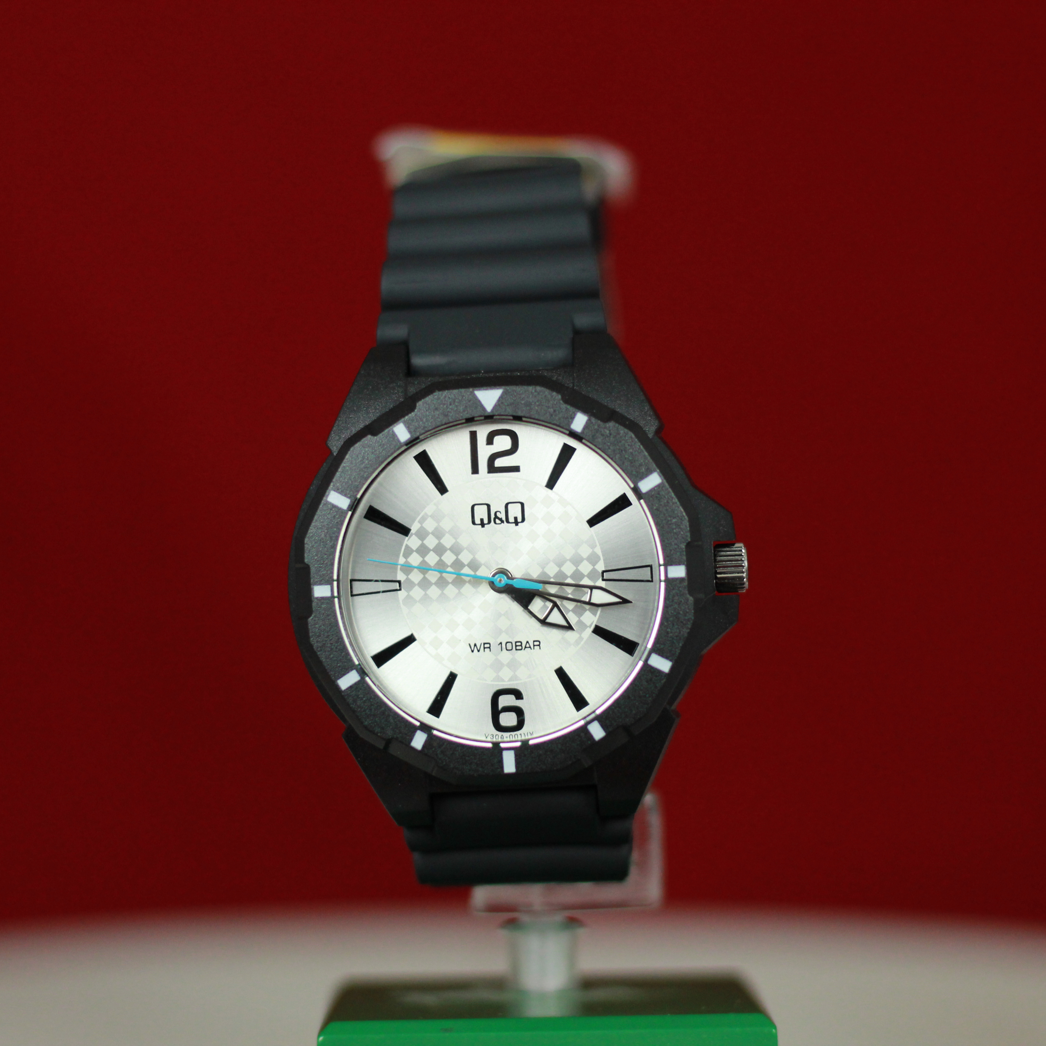 Reloj Q&Q Caballero 4966006873948